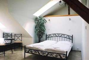 Double or twin with private facilities